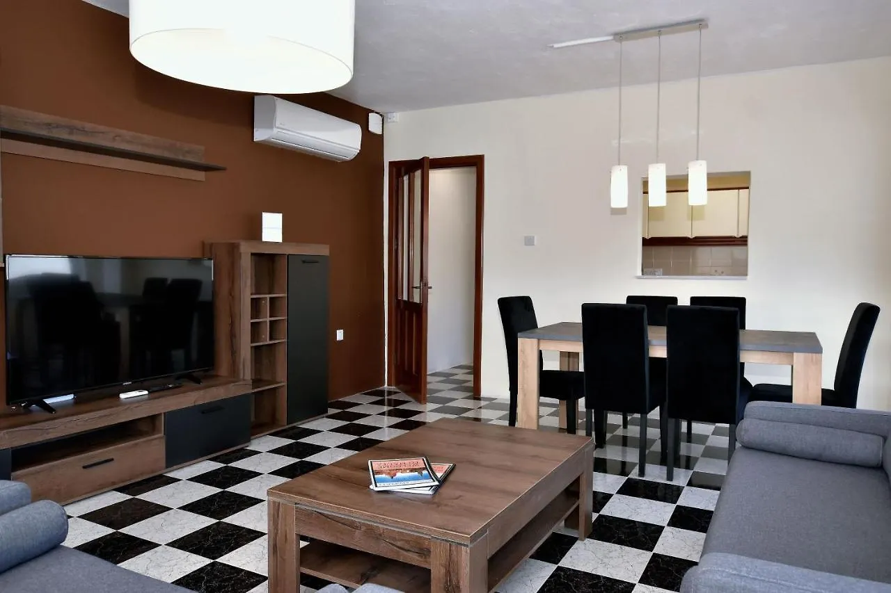 2 Bedroom, Bright & Central Top Floor Apartment - 5 Msida Malta